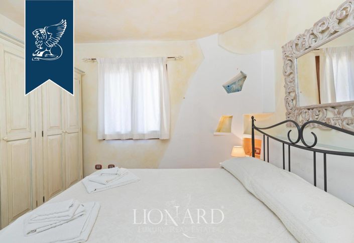 Image No.18-6 Bed Villa for sale