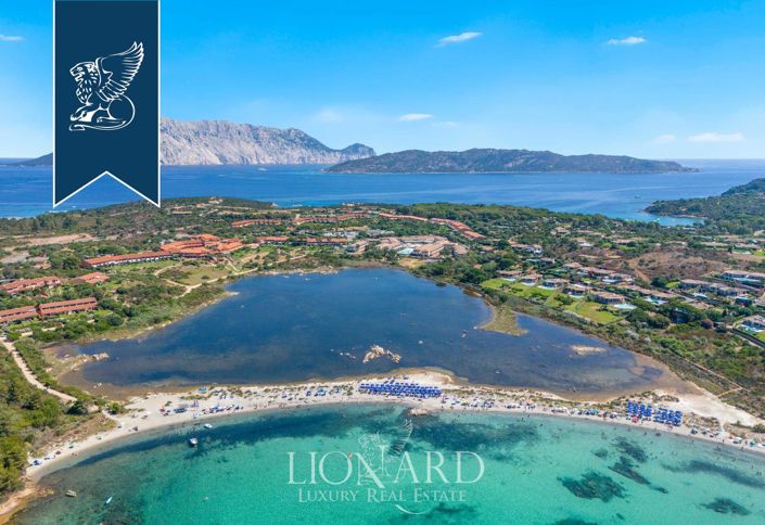 Image No.2-6 Bed Villa for sale