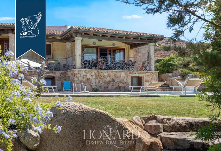 Image No.8-6 Bed Villa for sale