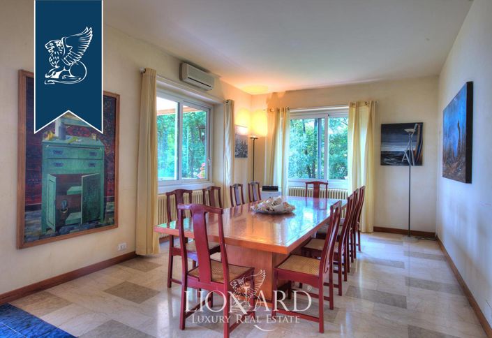 Image No.23-9 Bed Villa for sale