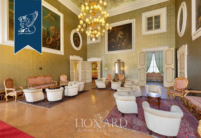 Image No.10-11 Bed Property for sale