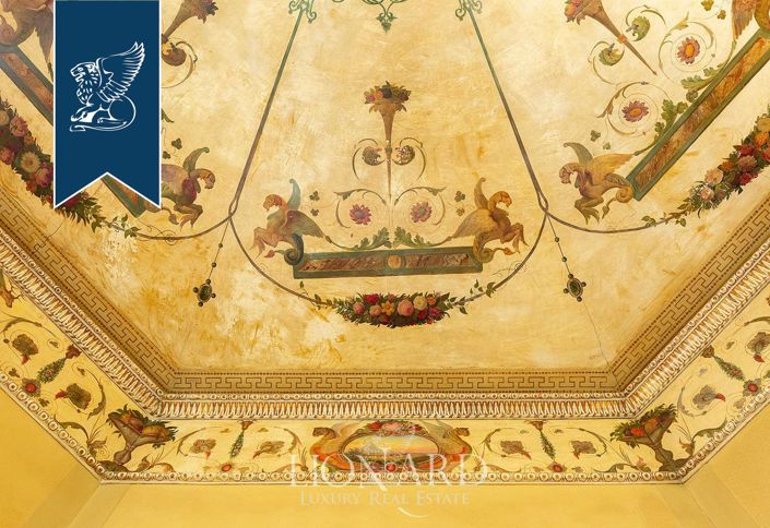 Image No.19-11 Bed Property for sale