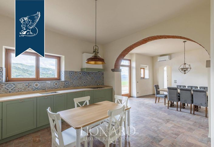 Image No.10-4 Bed Villa for sale