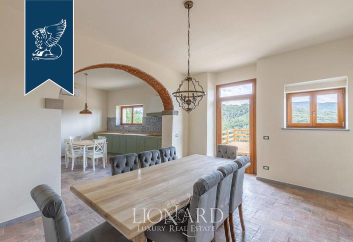 Image No.8-4 Bed Villa for sale