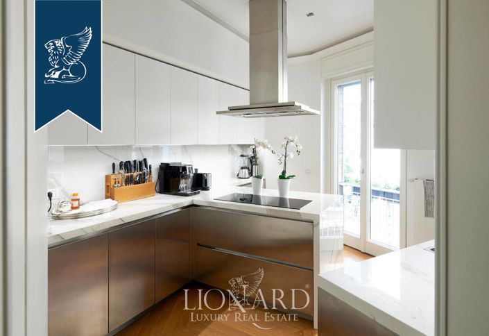 Image No.20-5 Bed Apartment for sale