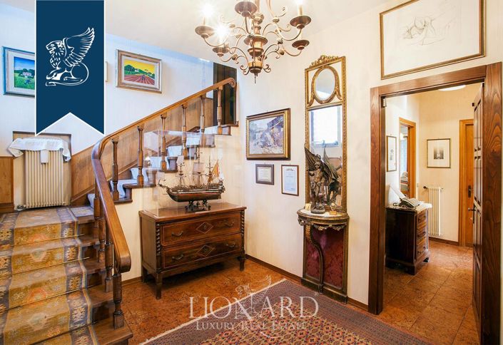 Image No.14-4 Bed Villa for sale