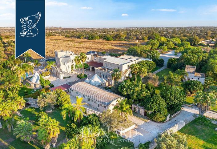 Image No.2-8 Bed Farmhouse for sale