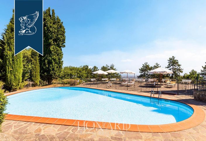 Image No.8-14 Bed Farmhouse for sale