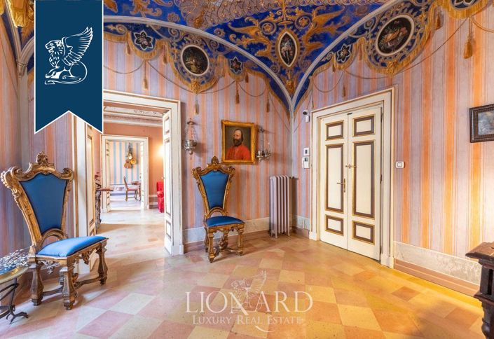 Image No.11-6 Bed Apartment for sale