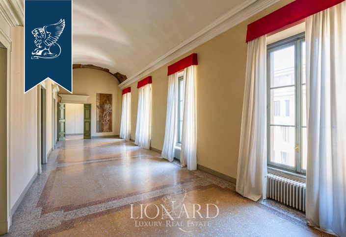 Image No.12-4 Bed Apartment for sale