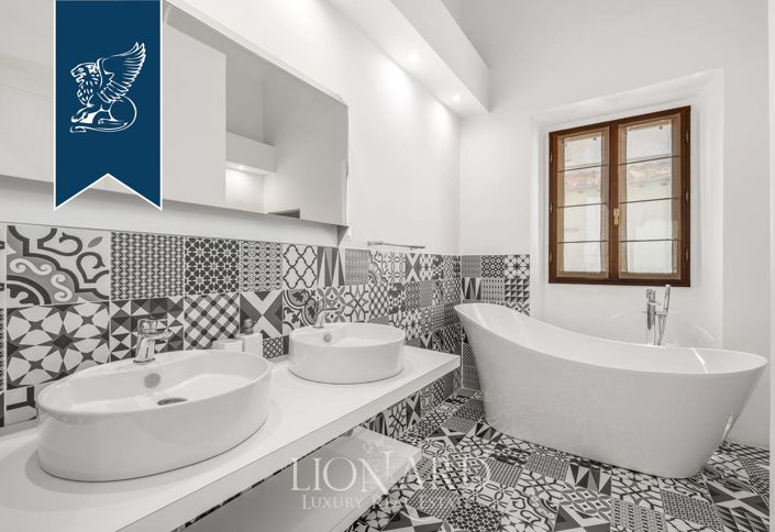 Image No.18-3 Bed Apartment for sale