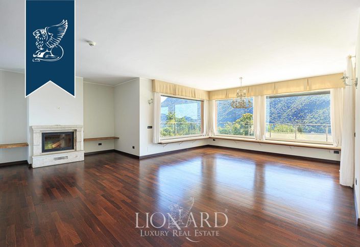 Image No.10-4 Bed Villa for sale