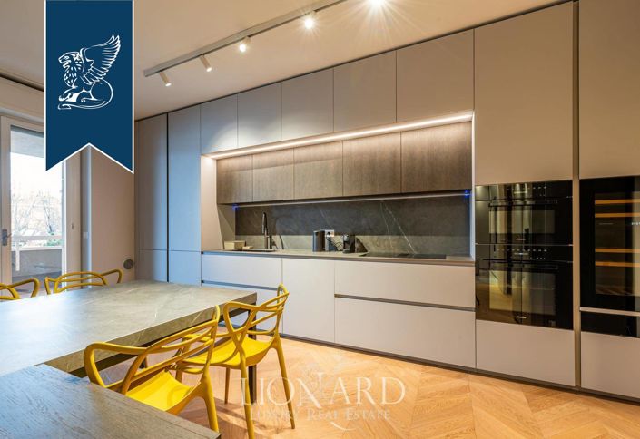 Image No.14-4 Bed Apartment for sale