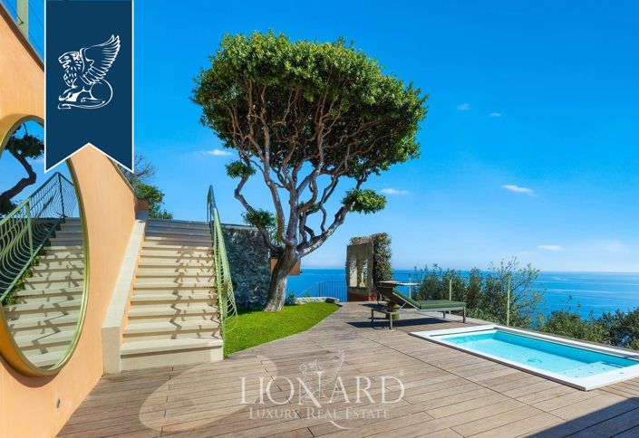 Image No.10-3 Bed Villa for sale