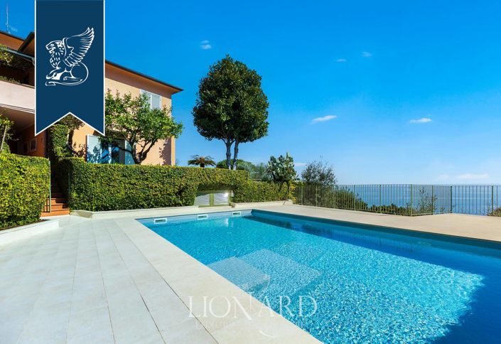 Image No.7-3 Bed Villa for sale