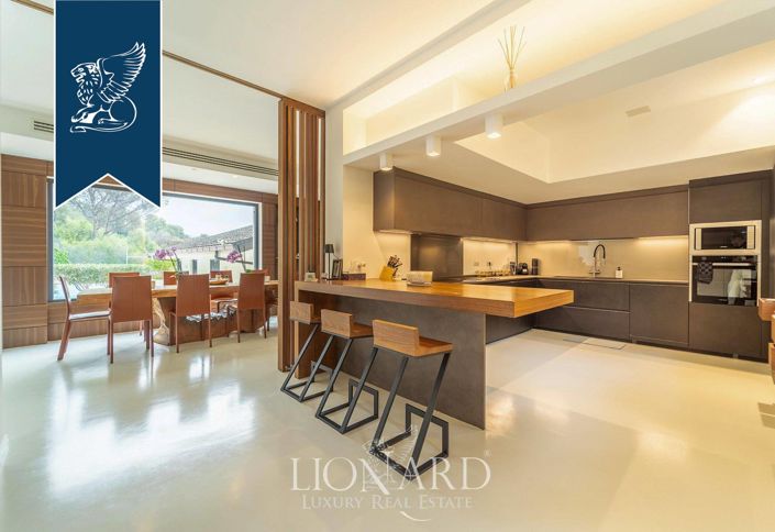 Image No.14-4 Bed Villa for sale