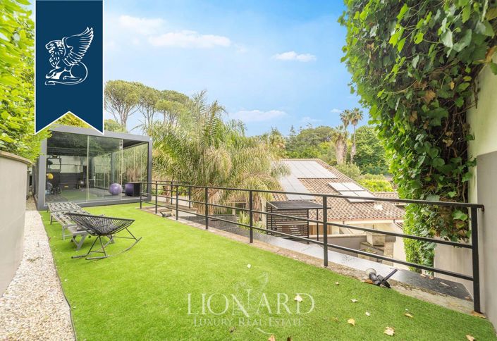 Image No.4-4 Bed Villa for sale