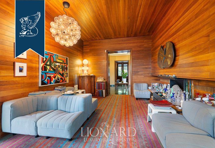 Image No.15-6 Bed Villa for sale