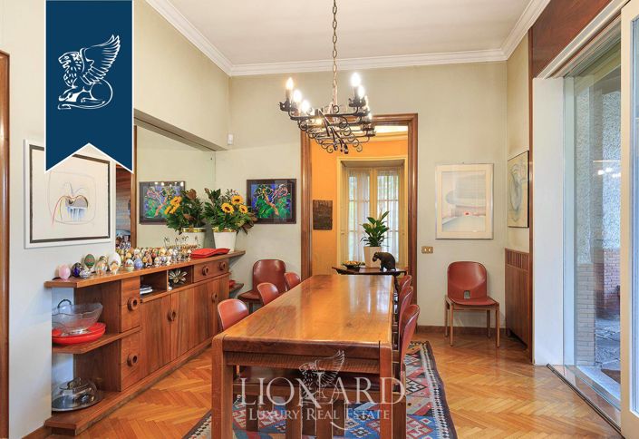 Image No.18-6 Bed Villa for sale