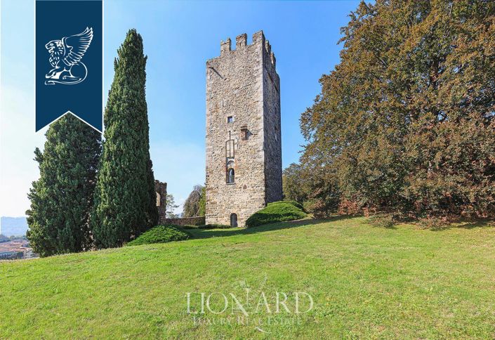 Image No.2-6 Bed Villa for sale