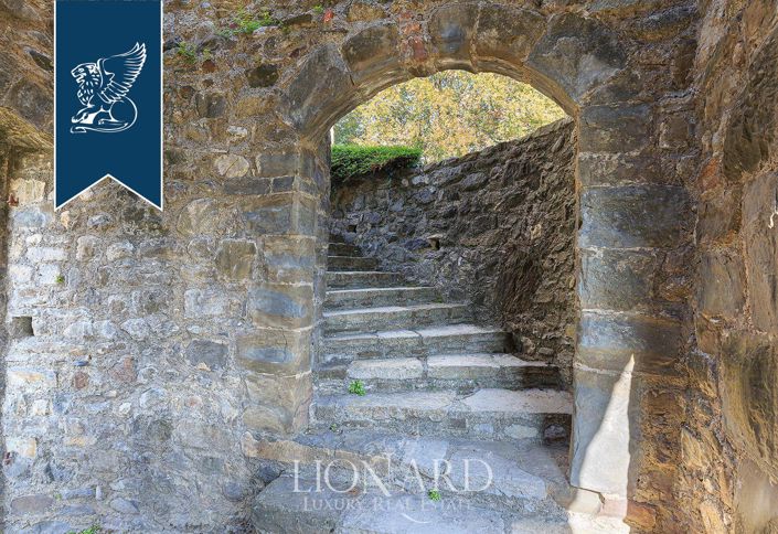 Image No.8-6 Bed Villa for sale