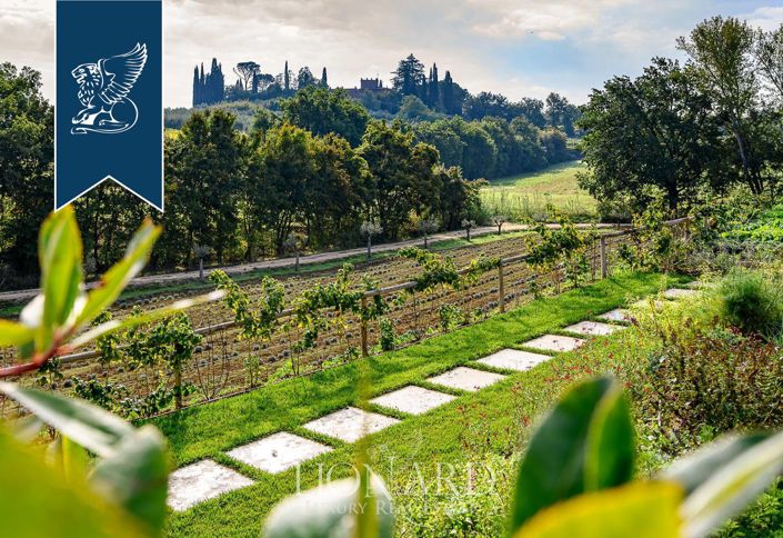 Image No.13-Ferme de 10 chambres à vendre à Montepulciano