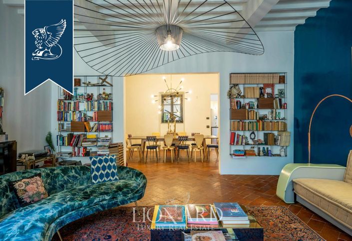 Image No.3-4 Bed Property for sale