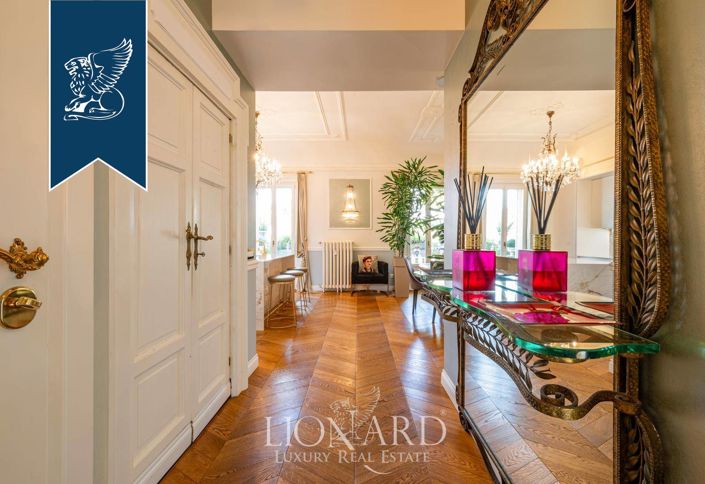 Image No.12-5 Bed Apartment for sale