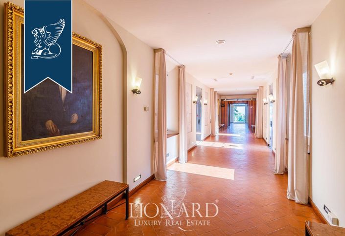 Image No.28-38 Bed Property for sale