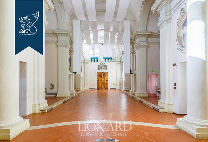 Image No.37-38 Bed Property for sale