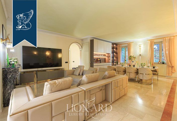 Image No.10-6 Bed Villa for sale