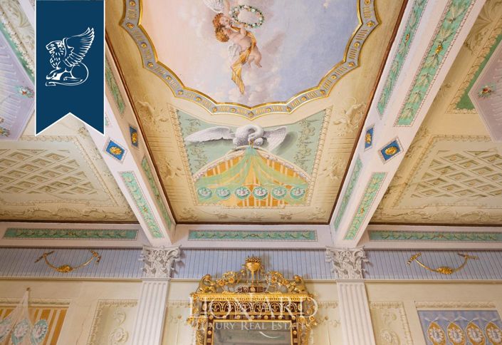 Image No.10-Propriété de 8 chambres à vendre à Volterra