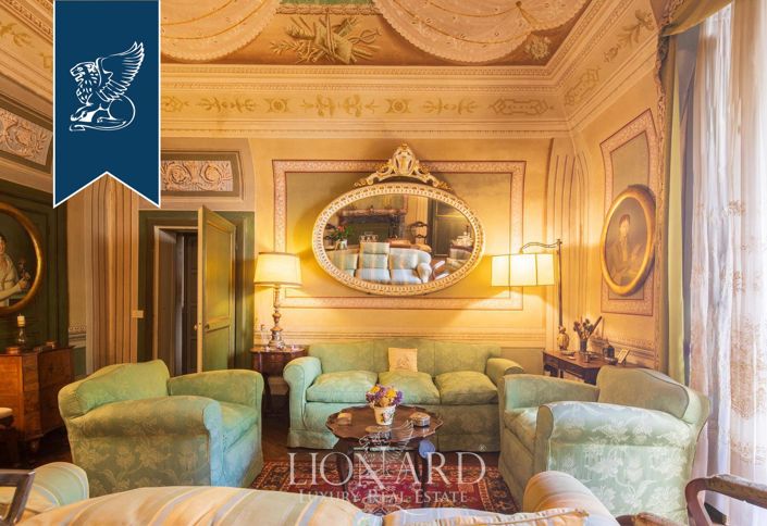 Image No.14-8 Bed Property for sale