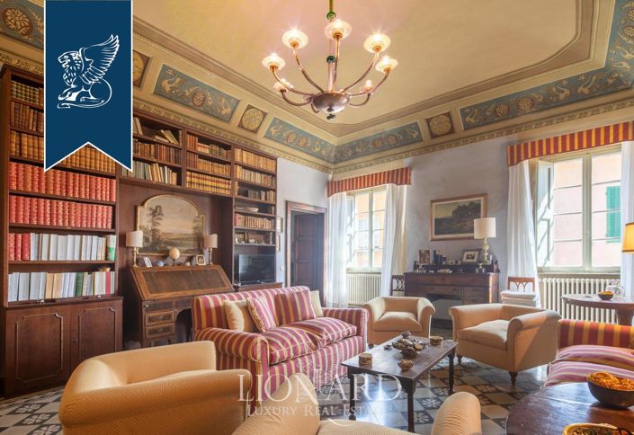 Image No.5-Propriété de 8 chambres à vendre à Volterra