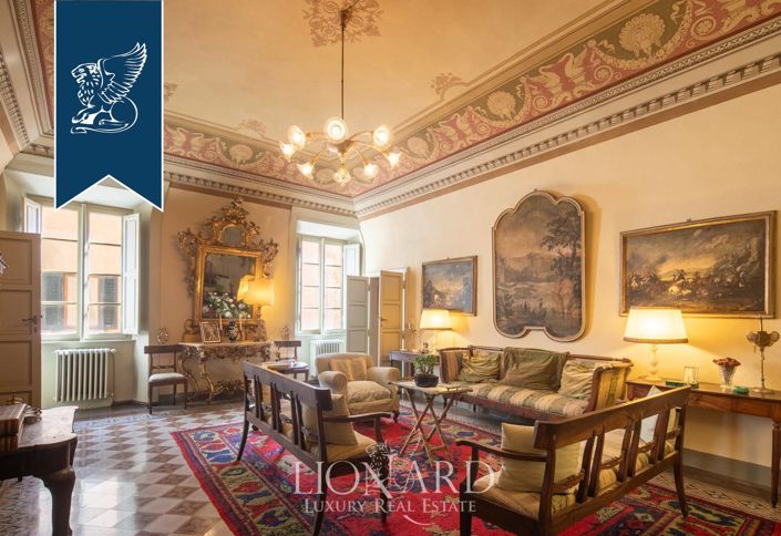 Image No.9-Propriété de 8 chambres à vendre à Volterra