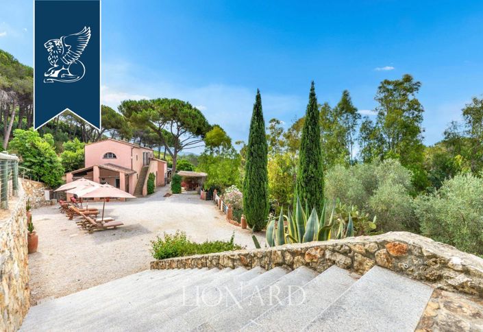 Image No.7-7 Bed Villa for sale