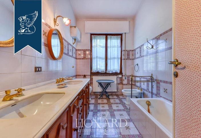 Image No.13-Villa de 3 chambres à vendre à Rome