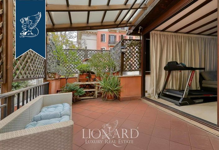 Image No.11-3 Bed Apartment for sale