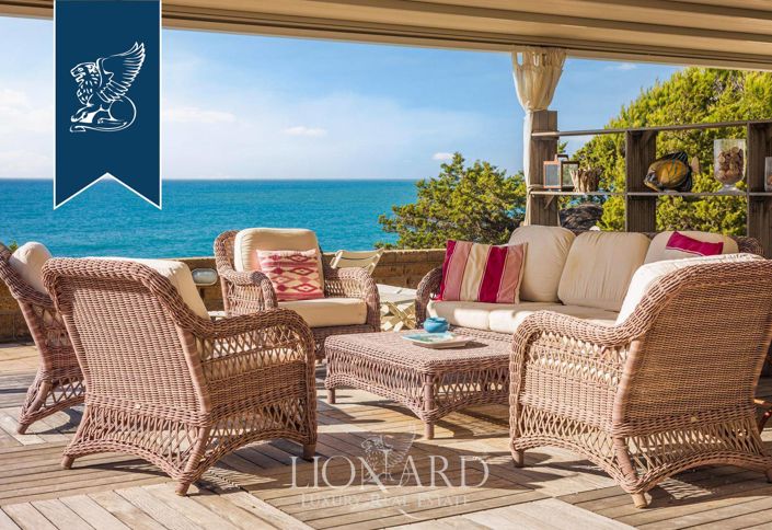 Image No.10-3 Bed Apartment for sale