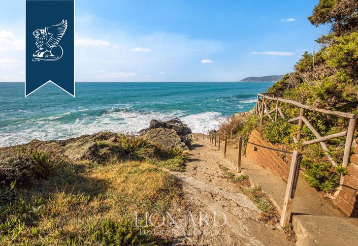 Image No.18-3 Bed Apartment for sale