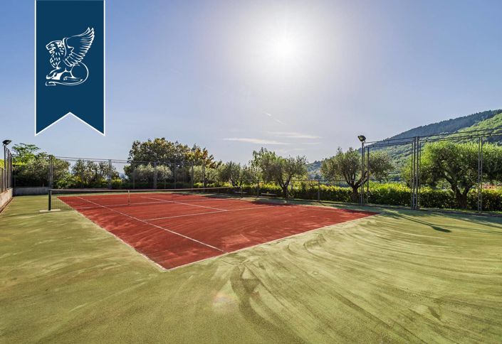 Image No.29-5 Bed Villa for sale