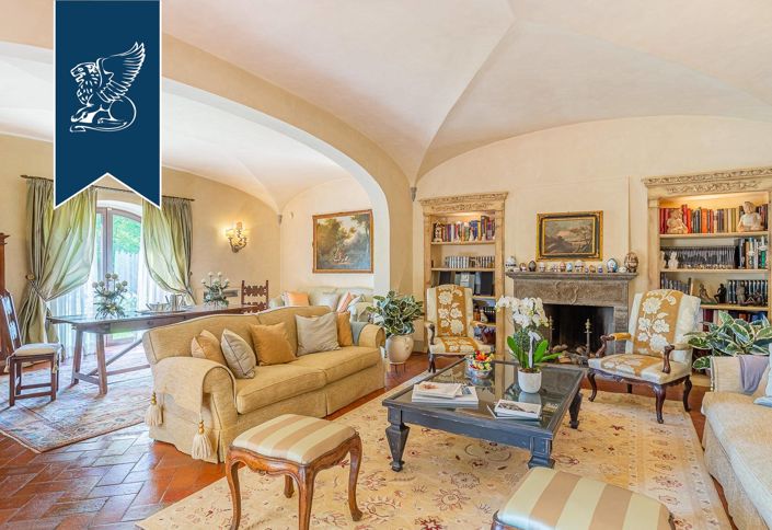 Image No.33-5 Bed Villa for sale