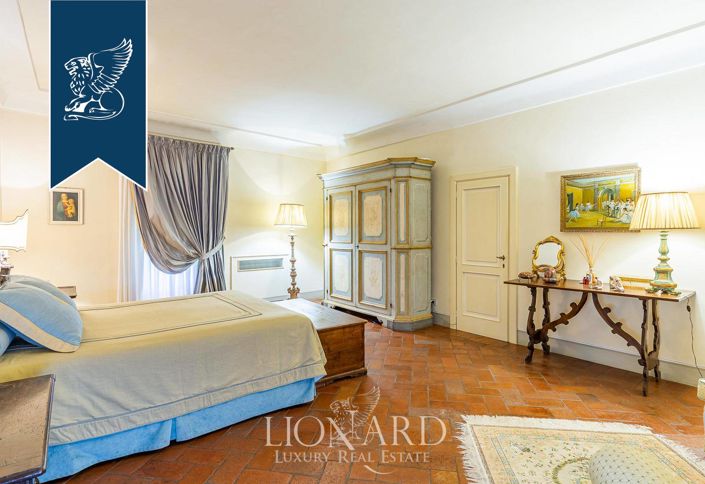 Image No.42-5 Bed Villa for sale