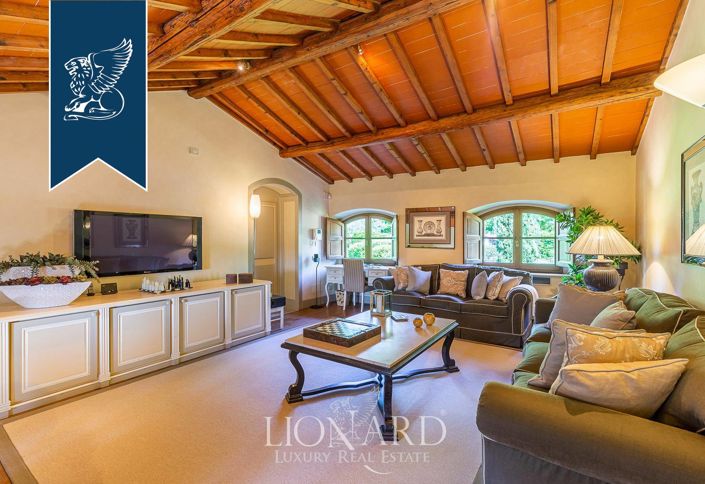 Image No.51-5 Bed Villa for sale