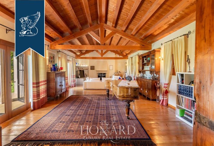 Image No.12-4 Bed Villa for sale