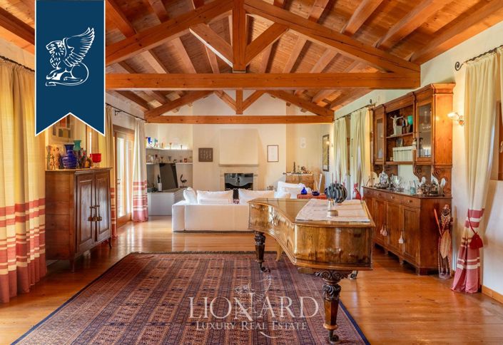 Image No.13-4 Bed Villa for sale