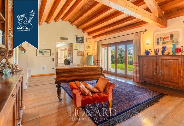 Image No.15-4 Bed Villa for sale