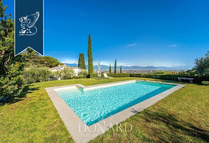 Image No.14-5 Bed Villa for sale