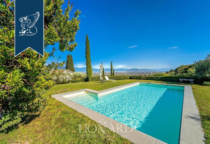 Image No.15-5 Bed Villa for sale