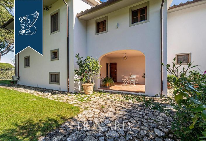 Image No.18-5 Bed Villa for sale